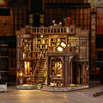 miniature bibliothèque bois vintage livres vases fleur lampe fauteuil escalier