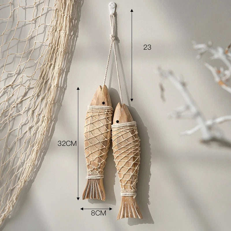 poisson décoratif bois rustique marin cordelette blanc bleu beige brun rayures horizontales coquille