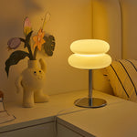 lampe table moderne abat jour blanc pied argenté prise usb tricolore ambiance chambre étude