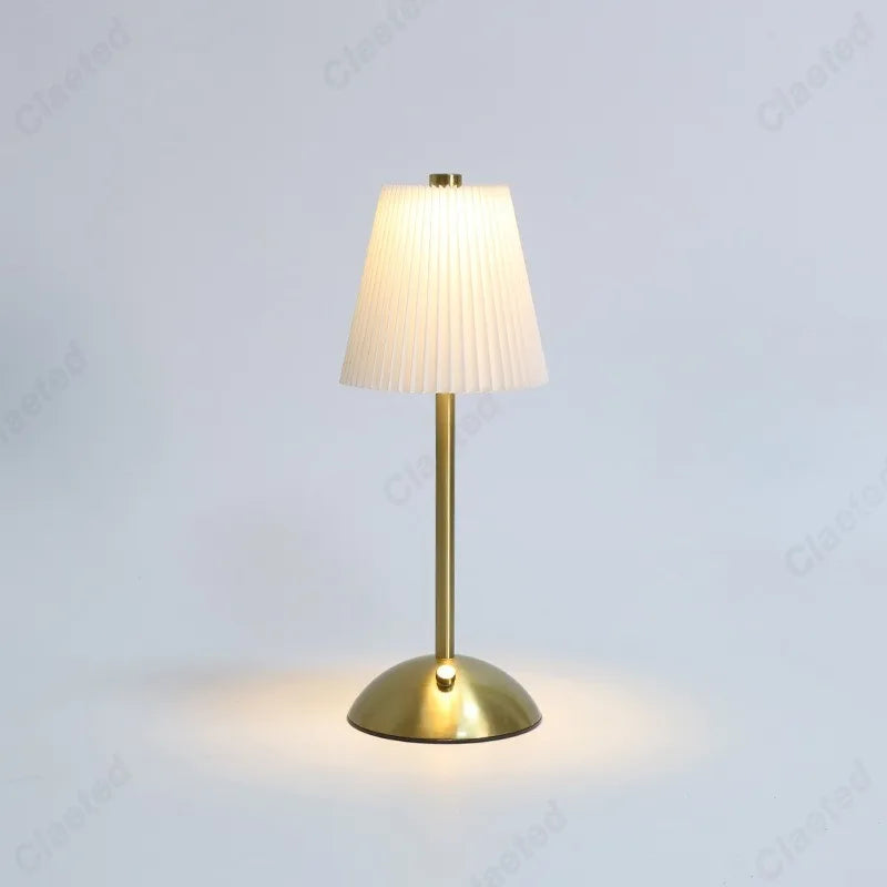 lampe table moderne or noir blanc plissée abat jour rechargeable certifications vde ul rohs