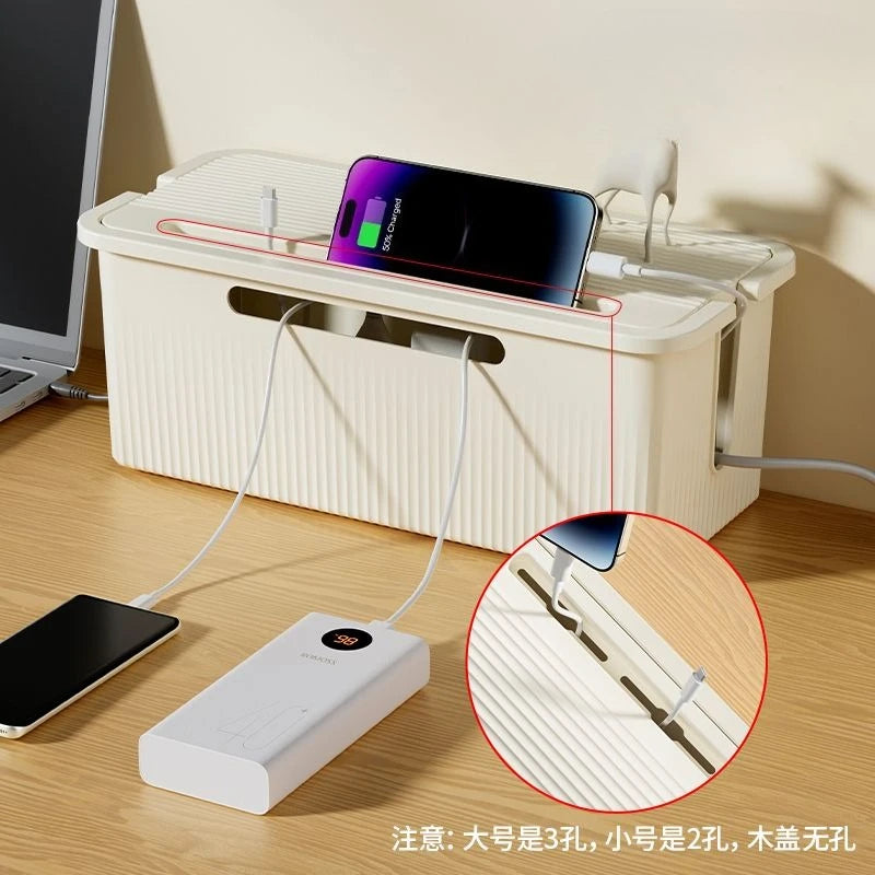 boîte rangement câbles prise électrique moderne réutilisable adhésif beige rayures verticales chargeur smartphone
