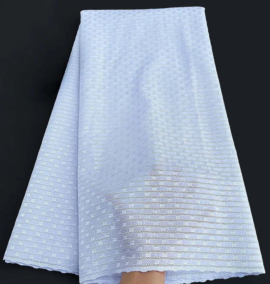 dentelle coton blanc rose bleu ciel motifs floraux texture fine mariage qualité supérieure
