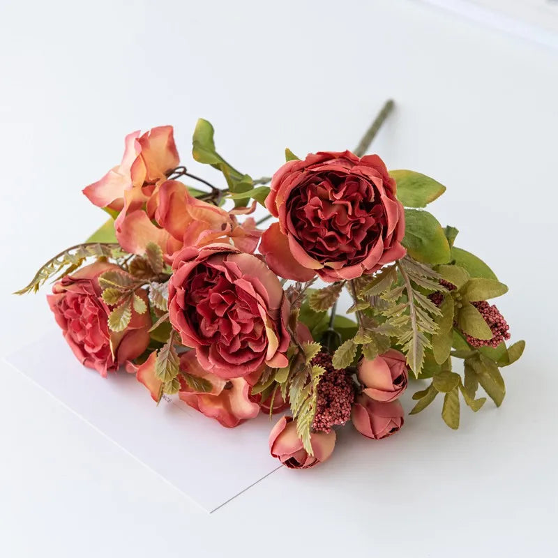 décoration intérieure bouquet fleurs artificielles soie rouge rose blanc modernes élégantes mariage anniversaire chambre