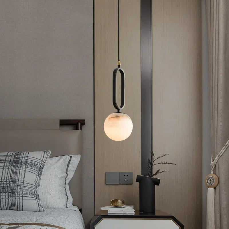 lampe suspendue marbrée moderne minimaliste noir doré blanc chambre salon