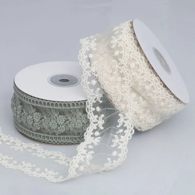 rubans dentelle fleurs vert clair rose pâle blanc vintage romantique polyester artisanat cheveux