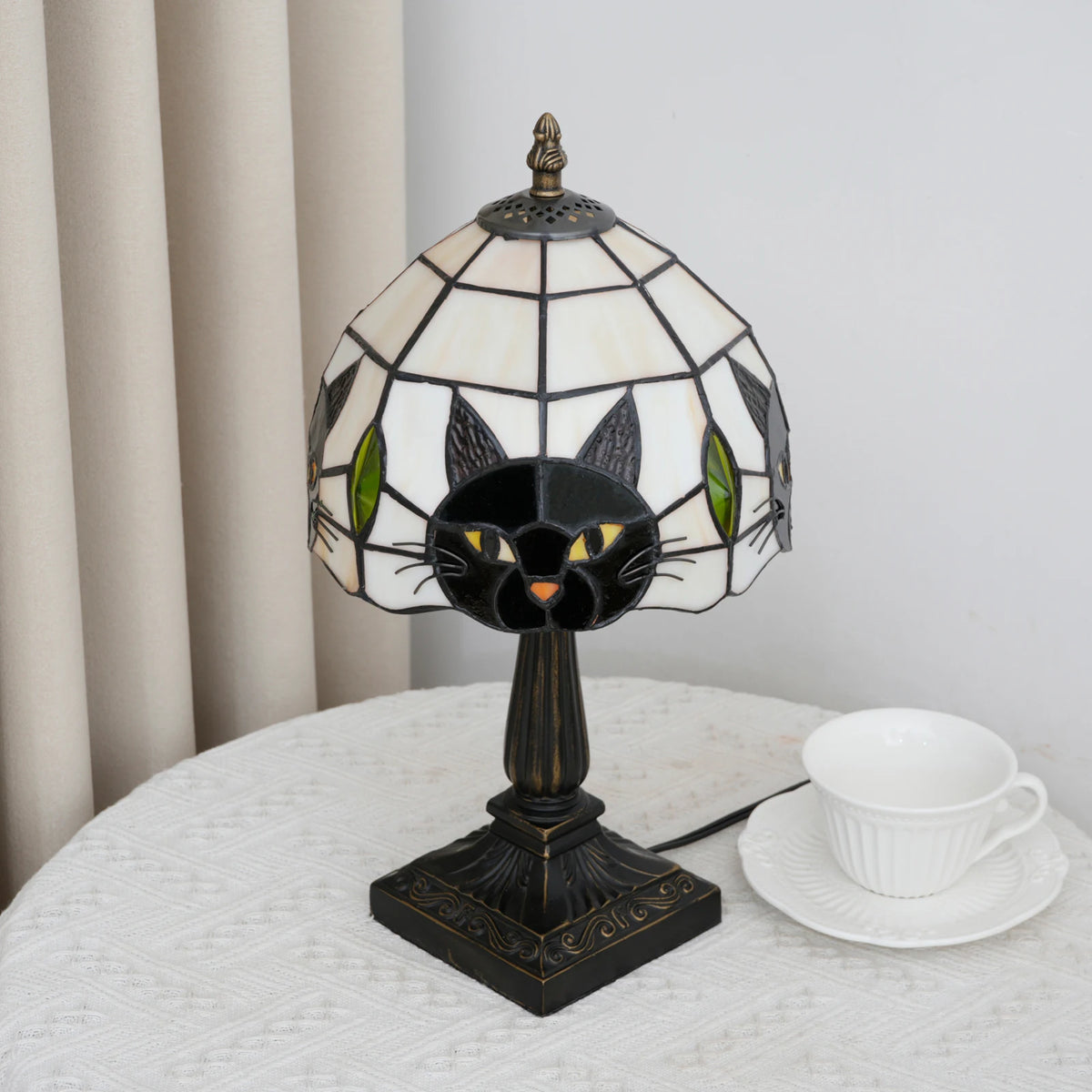 lampe table tiffany vitrail chat noir stained glass fixe base carrée