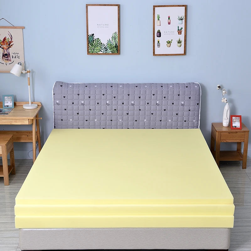 matelas sol pliable jaune clair épais confortable dormir terre chambre moderne