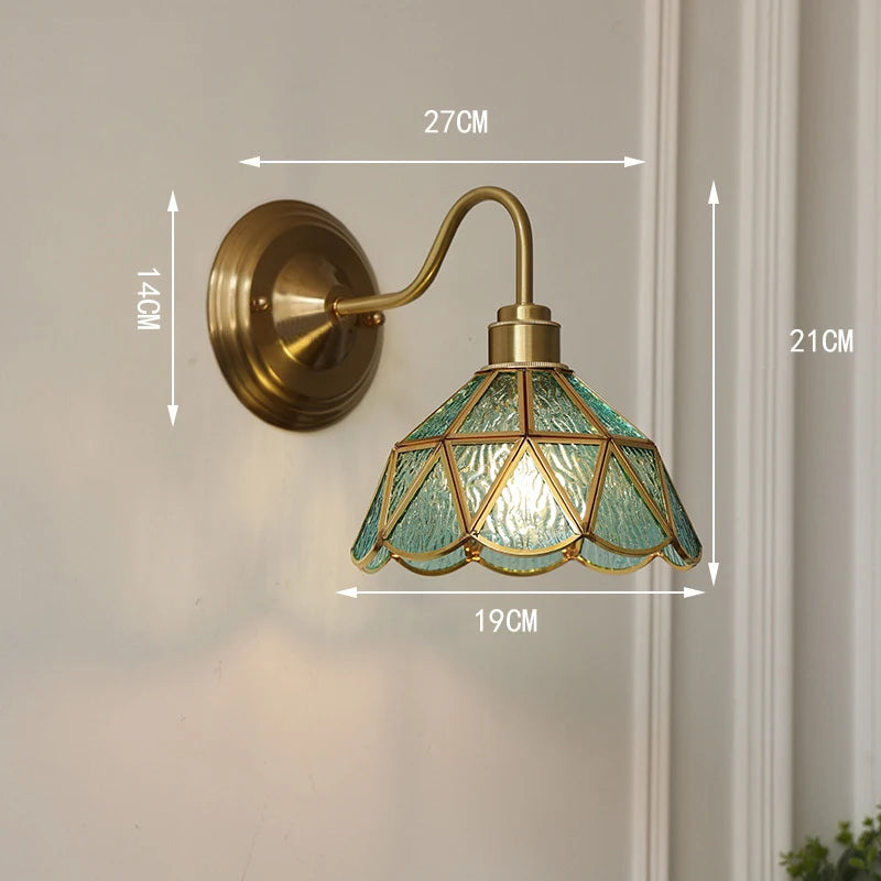 suspension lumineuse verre teinté art deco or marron bleu clair motifs géométriques opacité chaînes