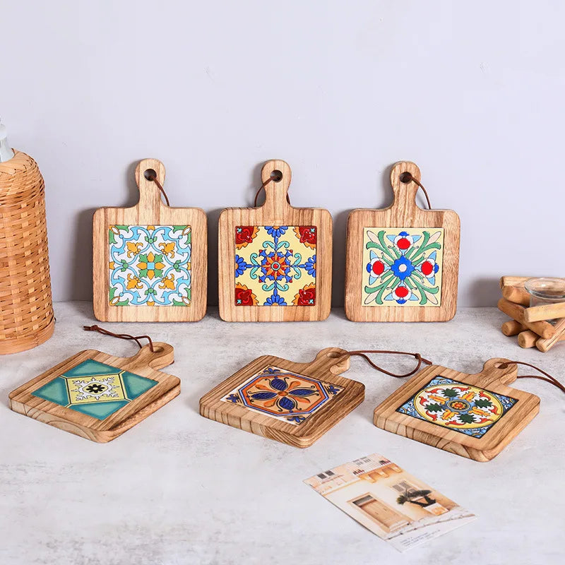 planche découper artisanale motifs floraux colorés cartes d'information bois naturel 20cm 14cm