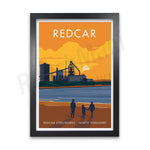 Affiche de Redcar, une ville industrielle du Yorkshire du Nord, mettant en scène une usine sidérurgique au coucher de soleil sur fond de paysage côtier.
