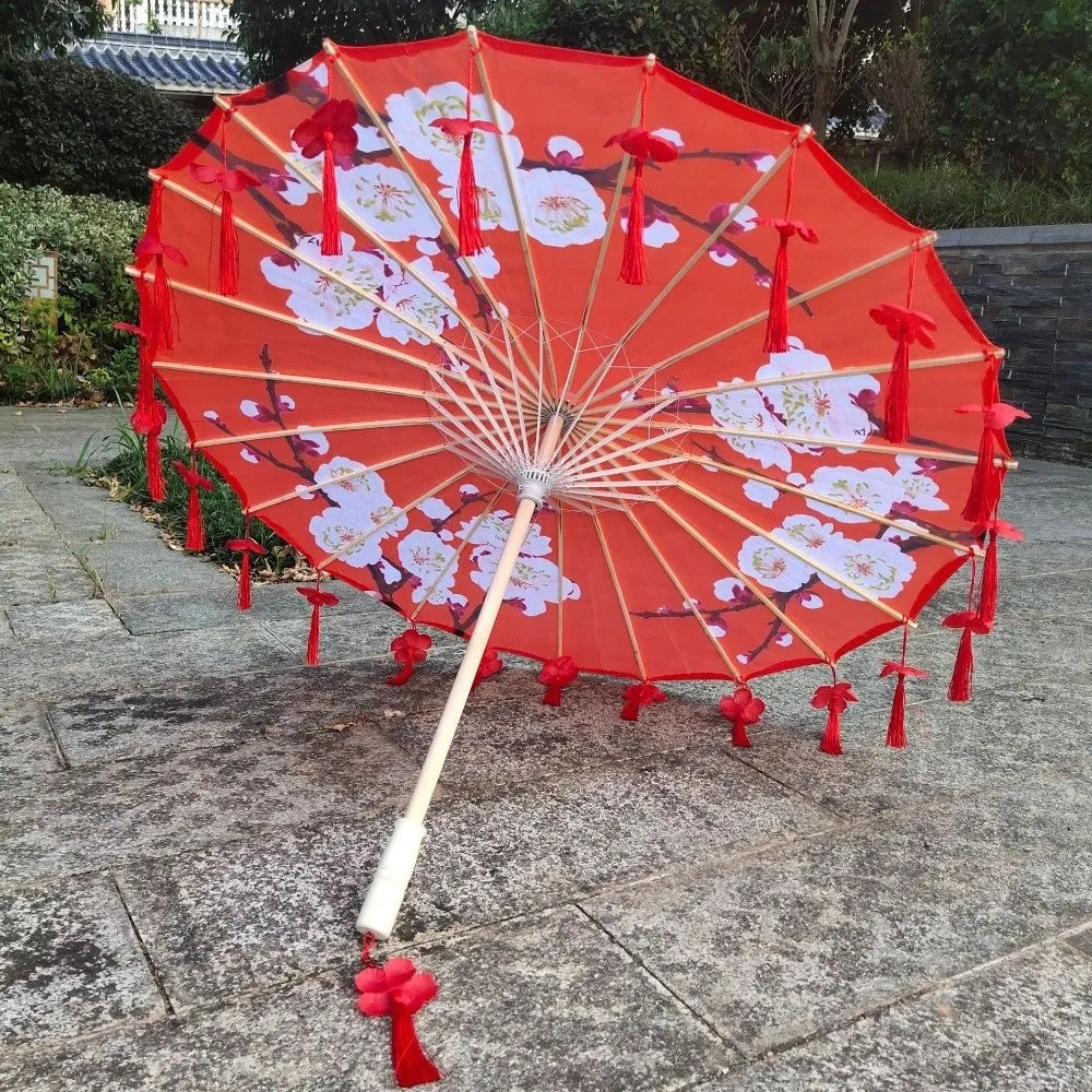 parapluie traditionnel fleurs oiseaux rouge vert bleu violet rose poignée bois tassel soie
