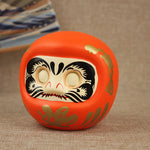 décoration zen daruma céramique rouge or argent vert jaune blanc noir fengshui mascotte traditionnelle