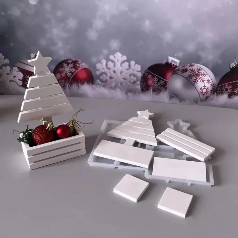 décoration noël sapin miniature silicone blanc étoile dorée boules rouges minimaliste