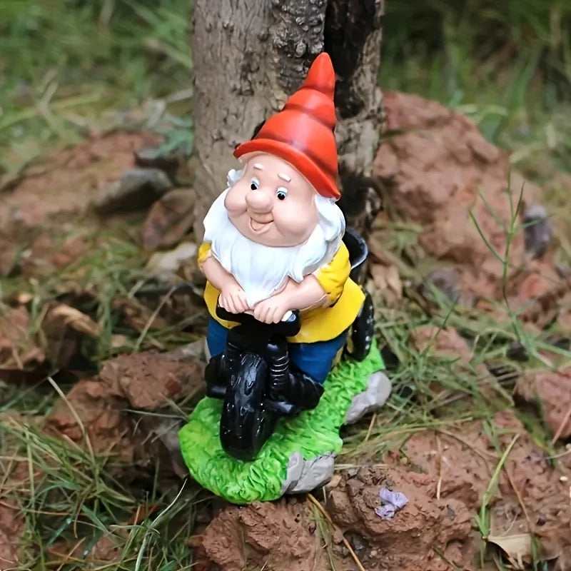 décoration jardin gnome moto rouge veste jaune pantalon bleu barbe blanche fleurs jaunes