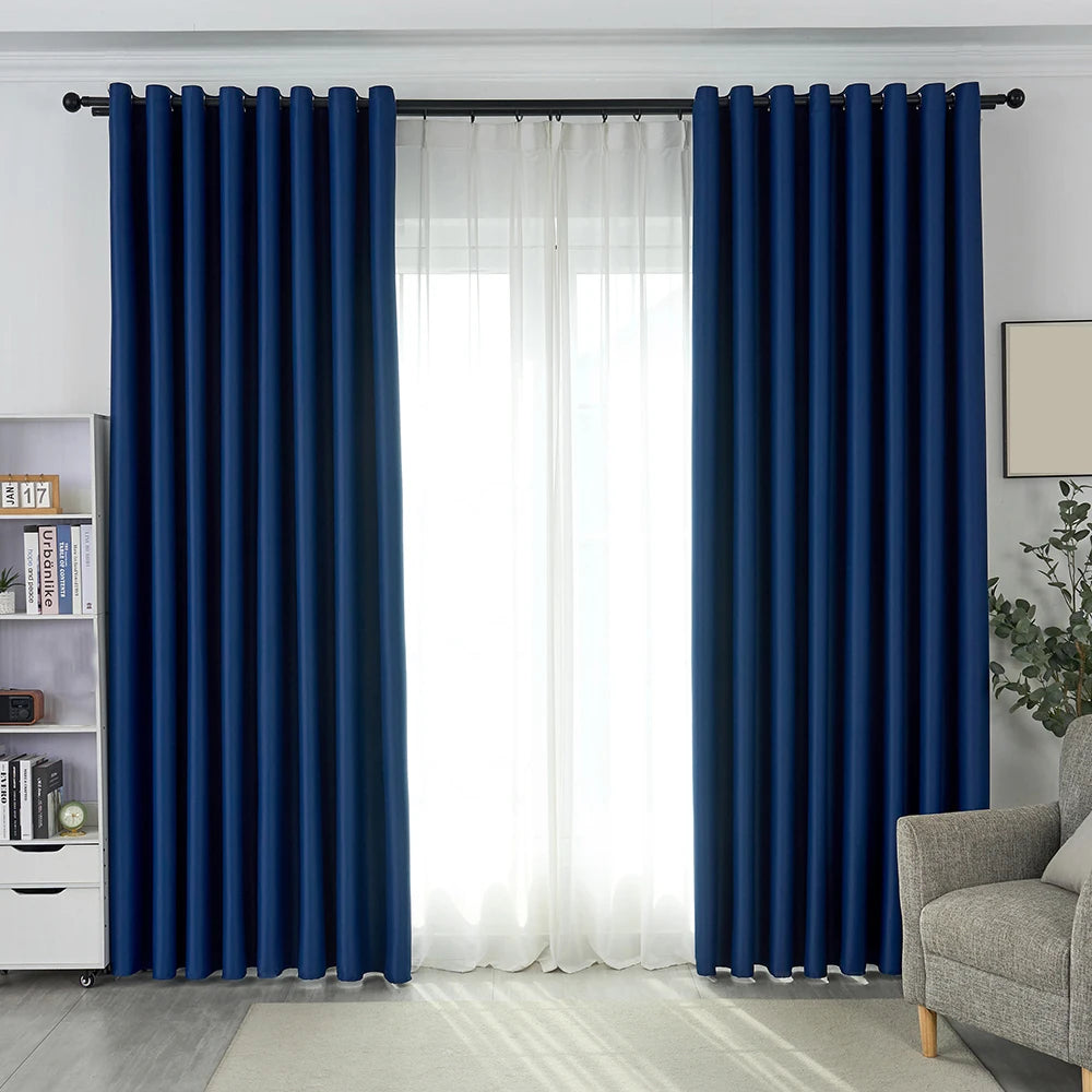 rideau occultant bleu marine uni moderne 100% polyester anneaux métalliques opacité isolation thermique chambre