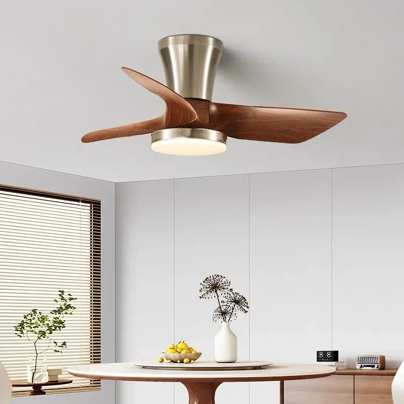 ventilateur moderne led télécommande lumière marron bois pales argentées minimaliste
