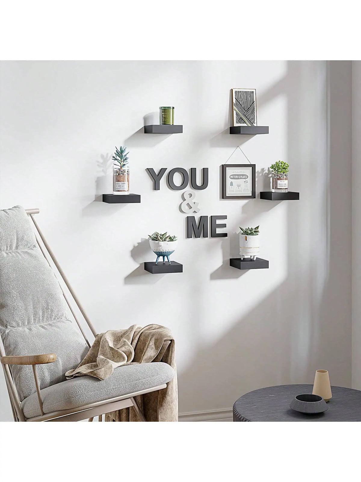 étagères murales modernes bois noir blanc minimalistes adhésives salon chambre coucher