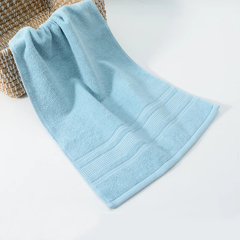 serviette visage coton rapide absorbant bleu gris rose blanc moderne douce toilette sport spa