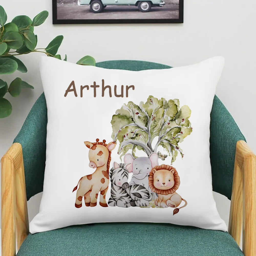 taies d'oreiller animaux forest enfants nom personnalisable illustration blanche festive