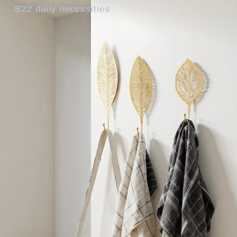porte sacs porte serviettes chaîne boucle moderne décoratif acier inoxydable doré feuille stylisée