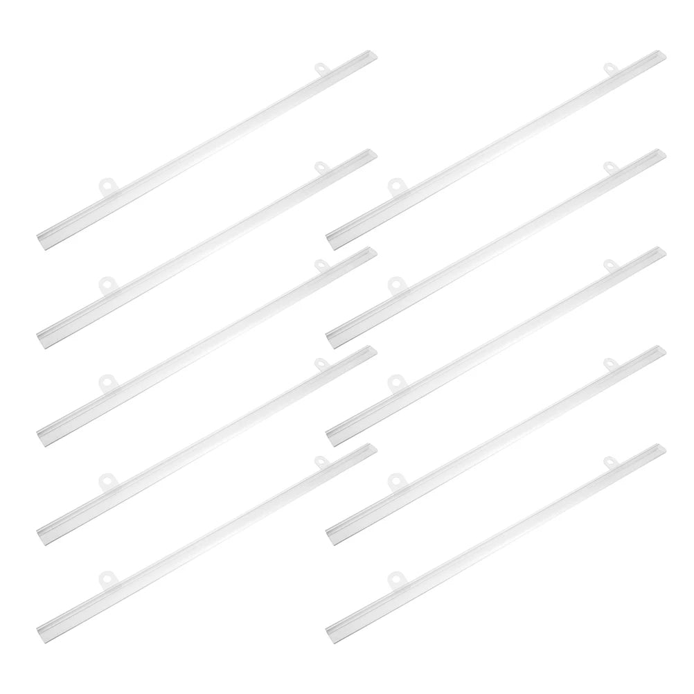 supports présentation vêtements blancs modernes chaînes opaques lisses commercial