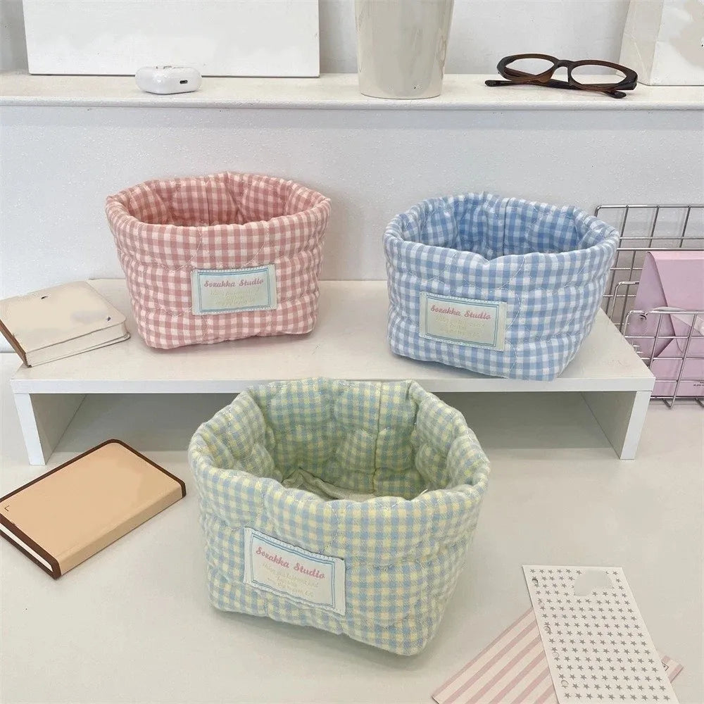 panier rangement tissu carreaux rose bleu vert jaune vintage réutilisable multiple doux ménage