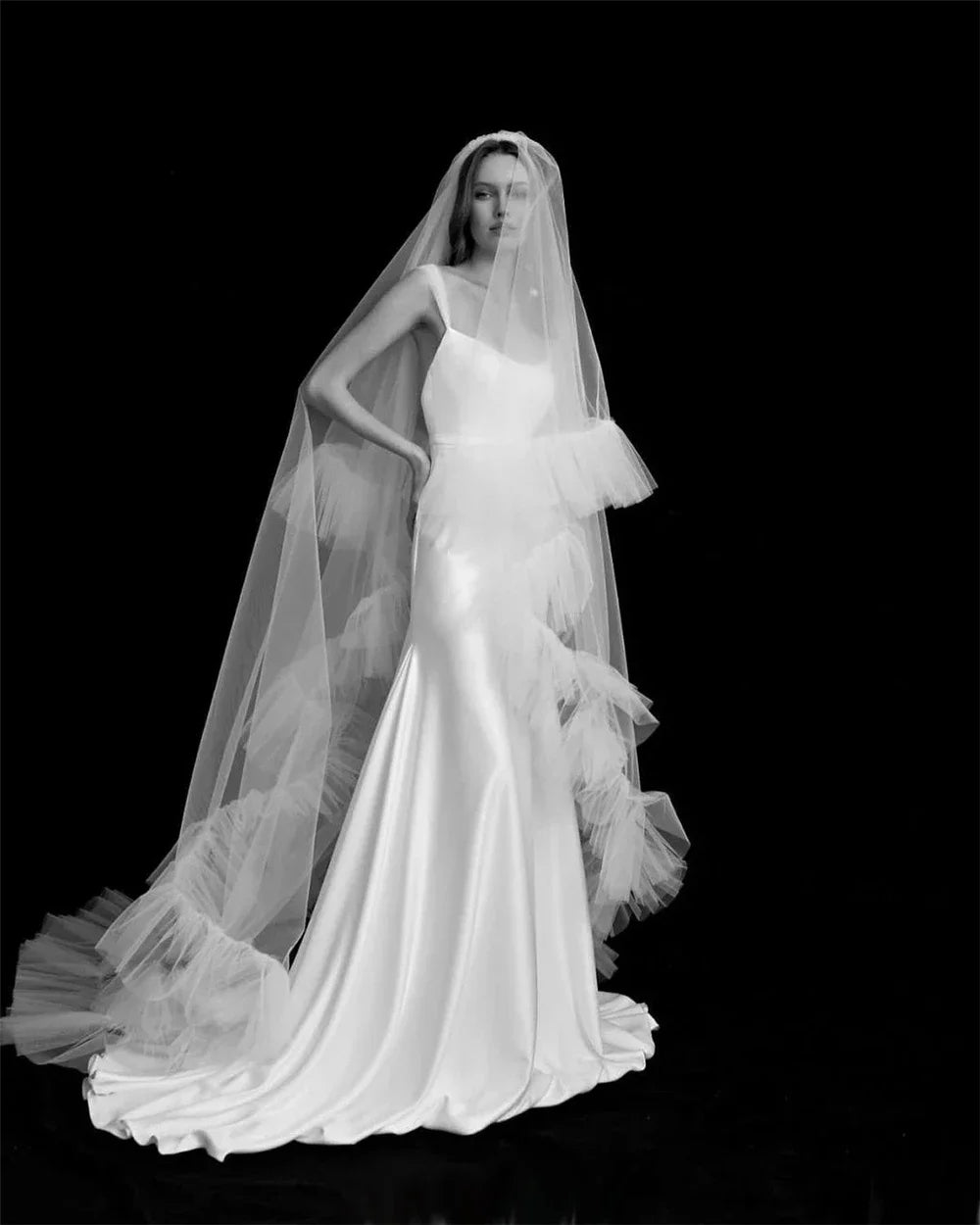 voile mariée long blanc dentelle motif floral deux couches élégant mariée