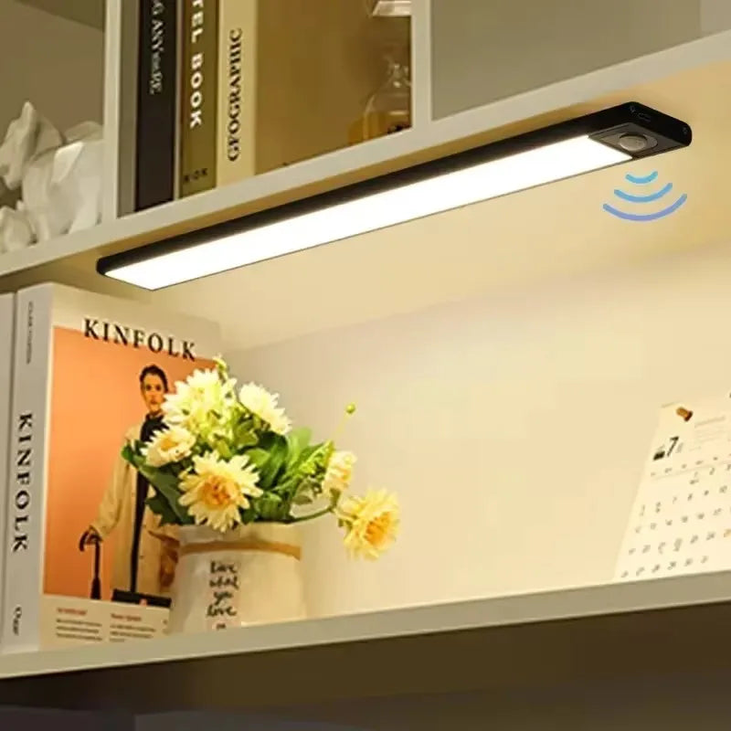 lampe led armoire rechargeable capteur mouvement placard cuisine veilleuse rechargeable intensité variable blanc noir