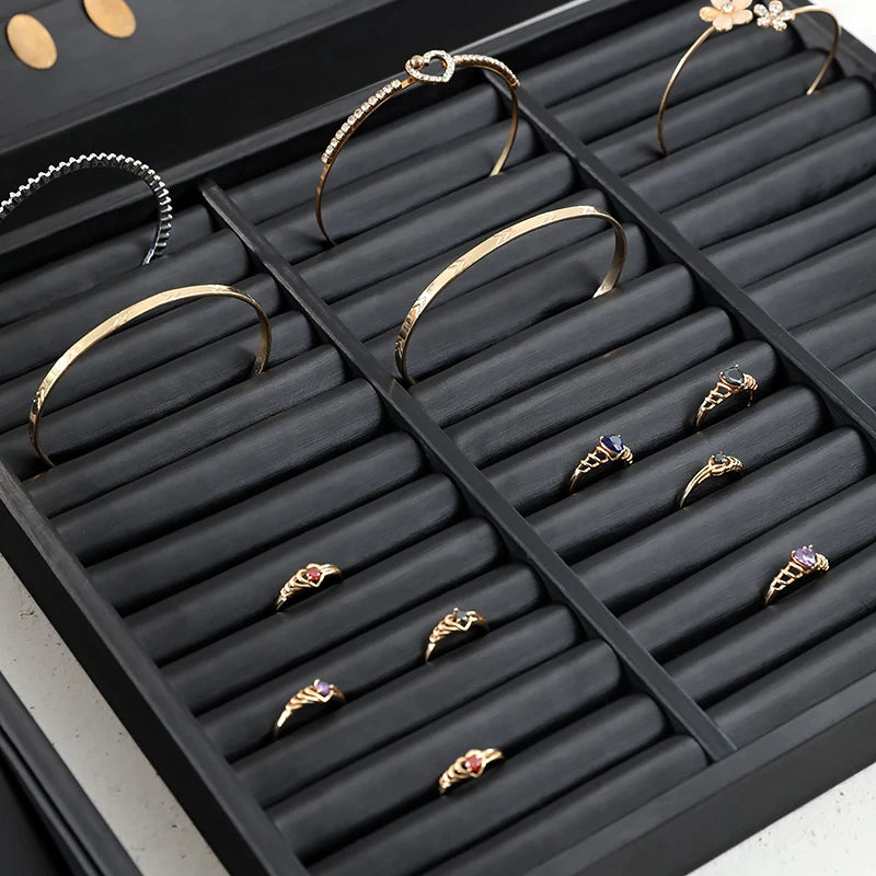 présentoir bijoux cuir classique or argent pierres précieuses clips rangement boîte plateau