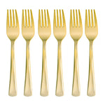vaisselle jetable dorée moderne serviettes blanches motifs points fourchettes couteaux cuillères gobelets festives or