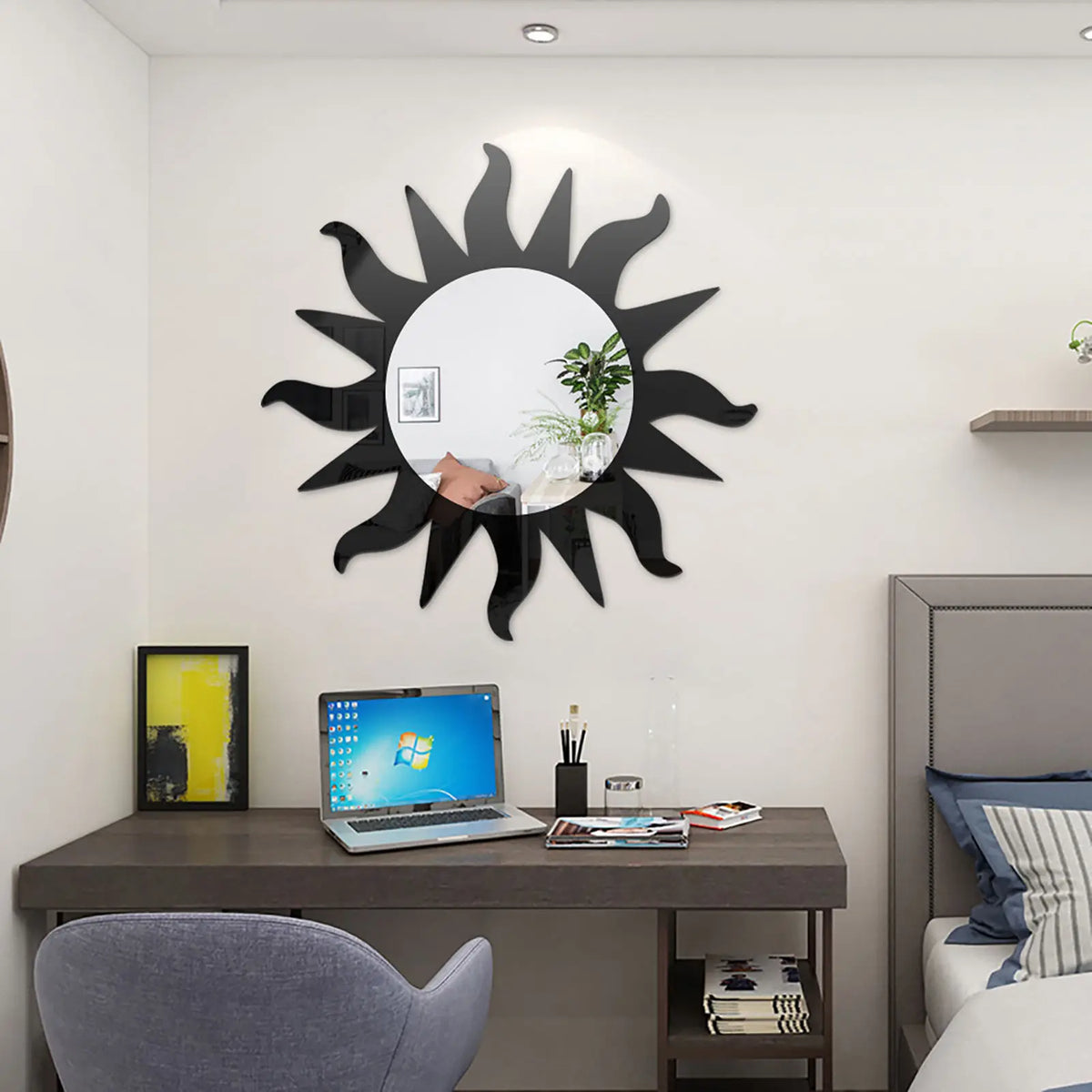 Détail du design flamboyant du miroir soleil pour salon