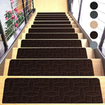 tapis marches escalier marron beige gris motifs géométriques adhésif antidérapantintérieur moderne minimaliste