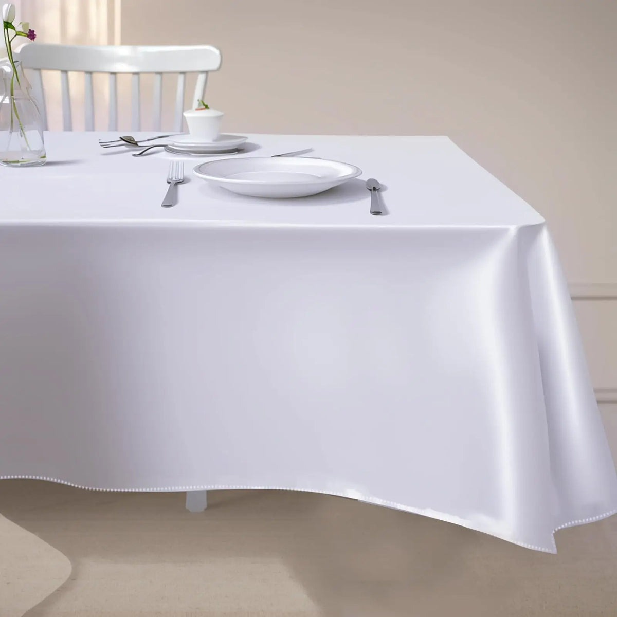 nappe satinée plissée élégante table blanc réutilisable festives occasions thématiques