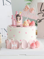 décoration gâteau anniversaire fille château coeurs figurines festives blanc rose