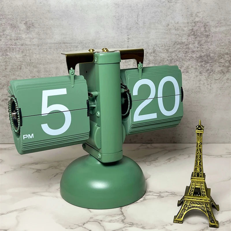 horloge flip cadran numerique couleur verte blanche noire argentée vintage
