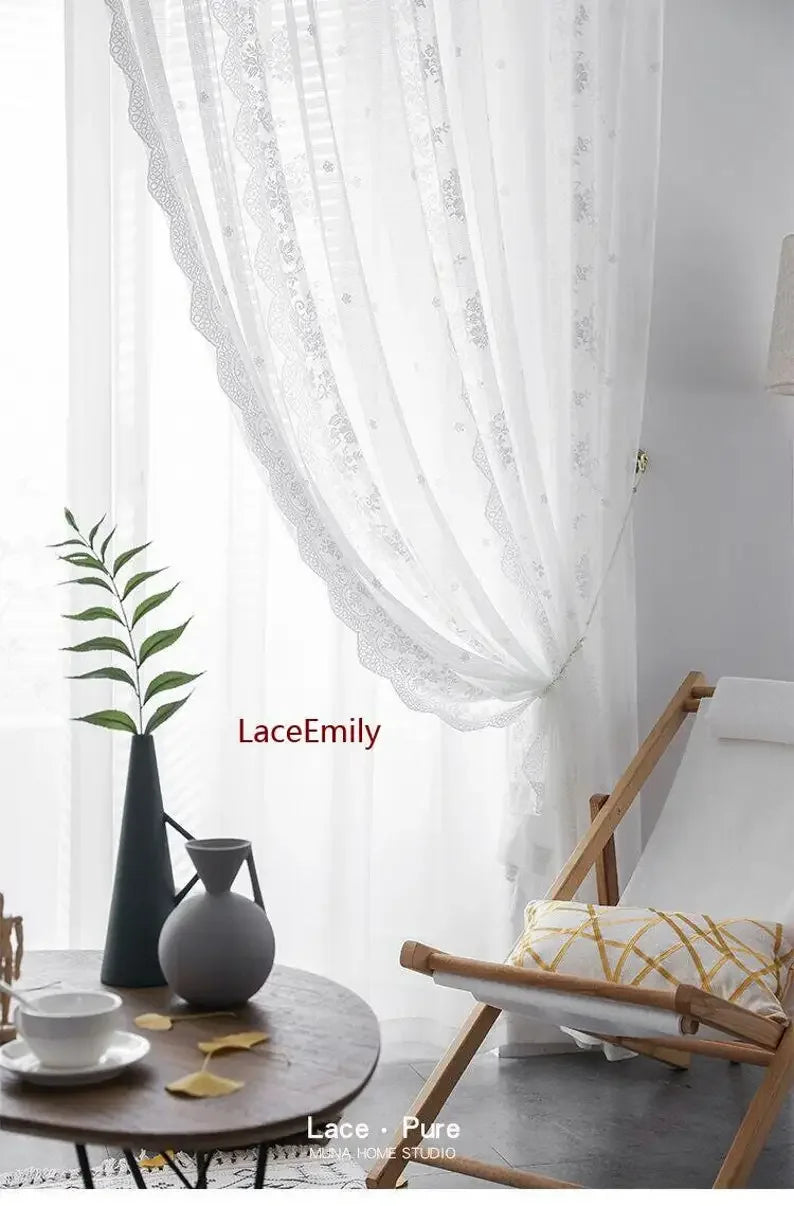 rideau blanc dentelle transparent classique haute absorption scène enfants mariageDecoration