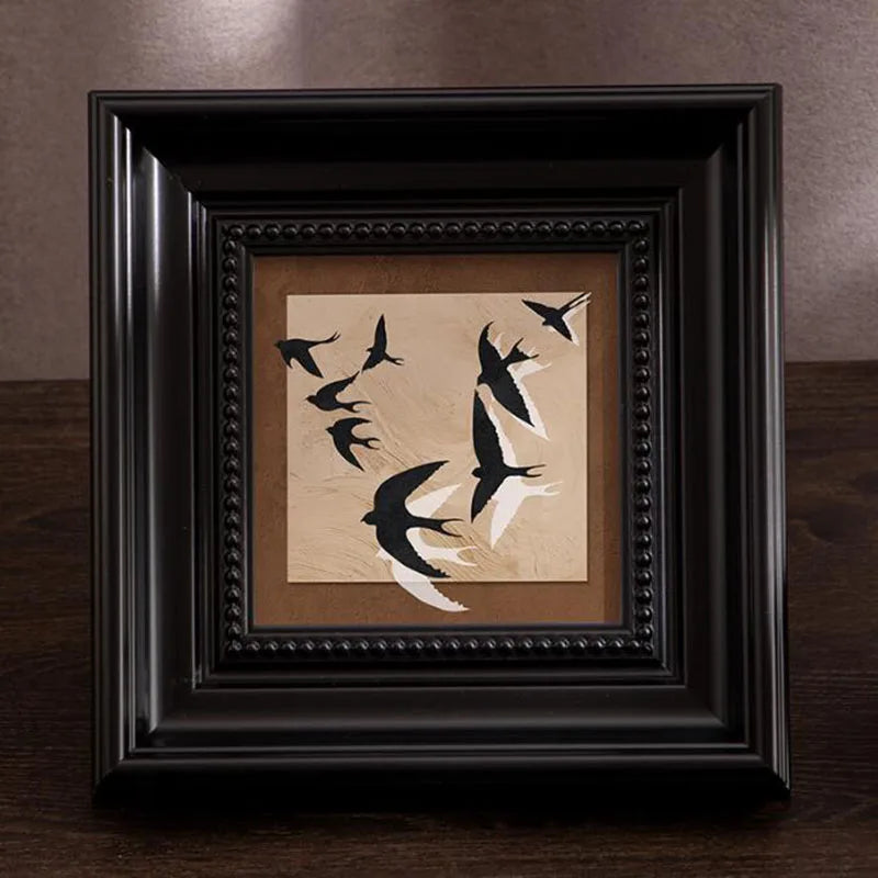 Cadre décoratif résine oiseaux blancs fond noir rouge branches vertes classique chambre maison