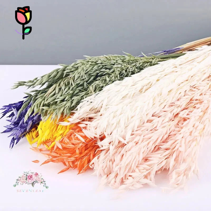 décoration intérieure plumes artificielles violet vert blanc orange jaune rose pâle naturel boho anniversaire