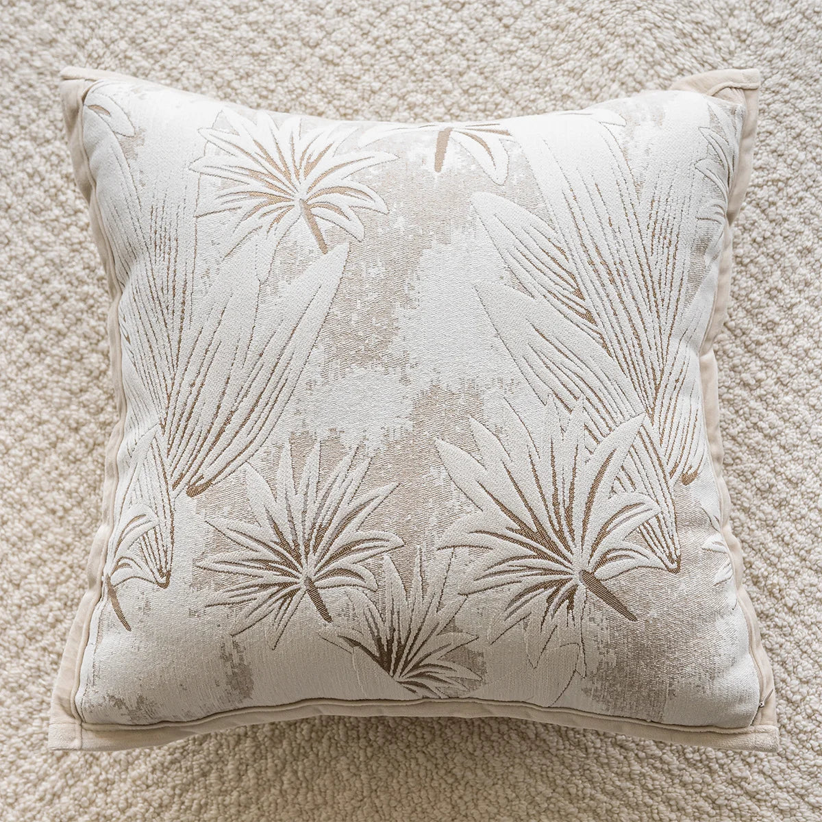 housse coussin carrée jacquard motif floral vert beige gris décoration salon chambre moderne chic