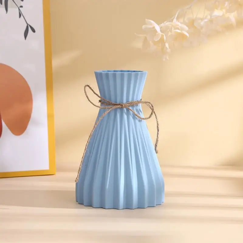vases plissés modernes minimalistes noir bleu gris rose beige opaques