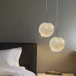 Suspension boule cristal blanc chaud