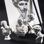 bustes sculptés resine blanc details fins antique figures grecques decor