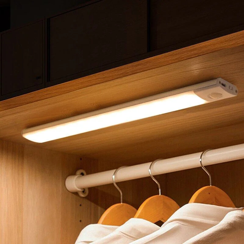 lampe led rechargeable adhésive 30cm 40cm 50cm blanc moderne veilleuse cuisine armoire