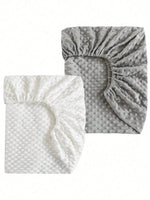 drap housse lit bébé gris blanc moderne perforations points élastiques doux
