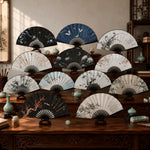 éventails pliants traditionnels chinois fleurs papillons calligraphie paysages noir blanc bleu gris rose support