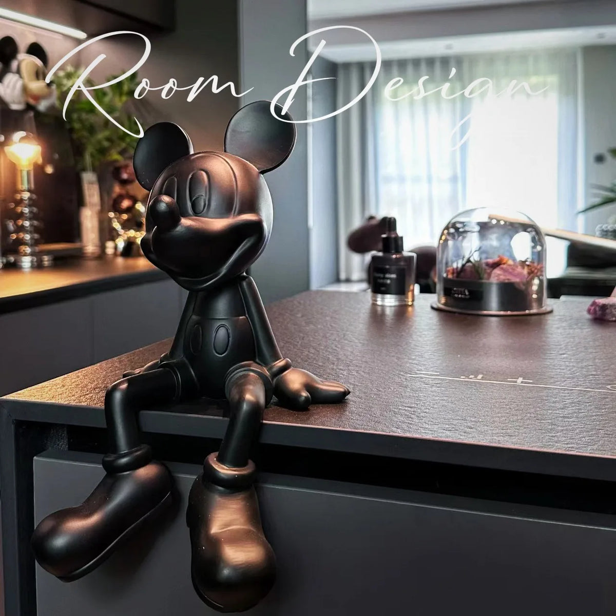 figurine mickey mouse résine noire blanche moderne figurine deco salon hall entrée meuble tv