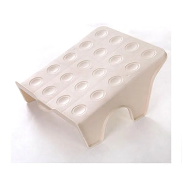 organisateur chaussures étagère rangement minimaliste cintre fer alvéoles circulaires relief blanc beige