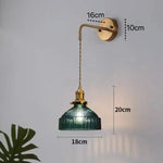 Applique murale design moderne avec abat-jour en verre