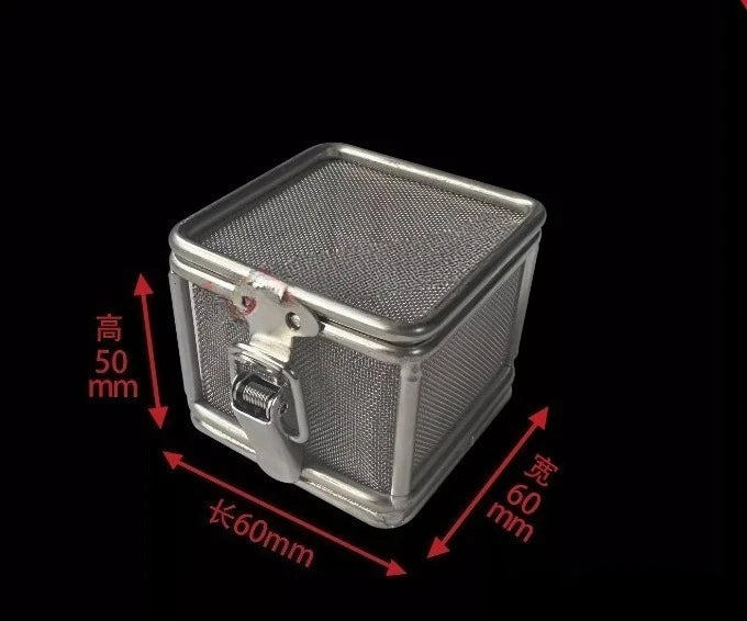boite bijoux metal argente cadenas couvercle maille fine rangement moderne