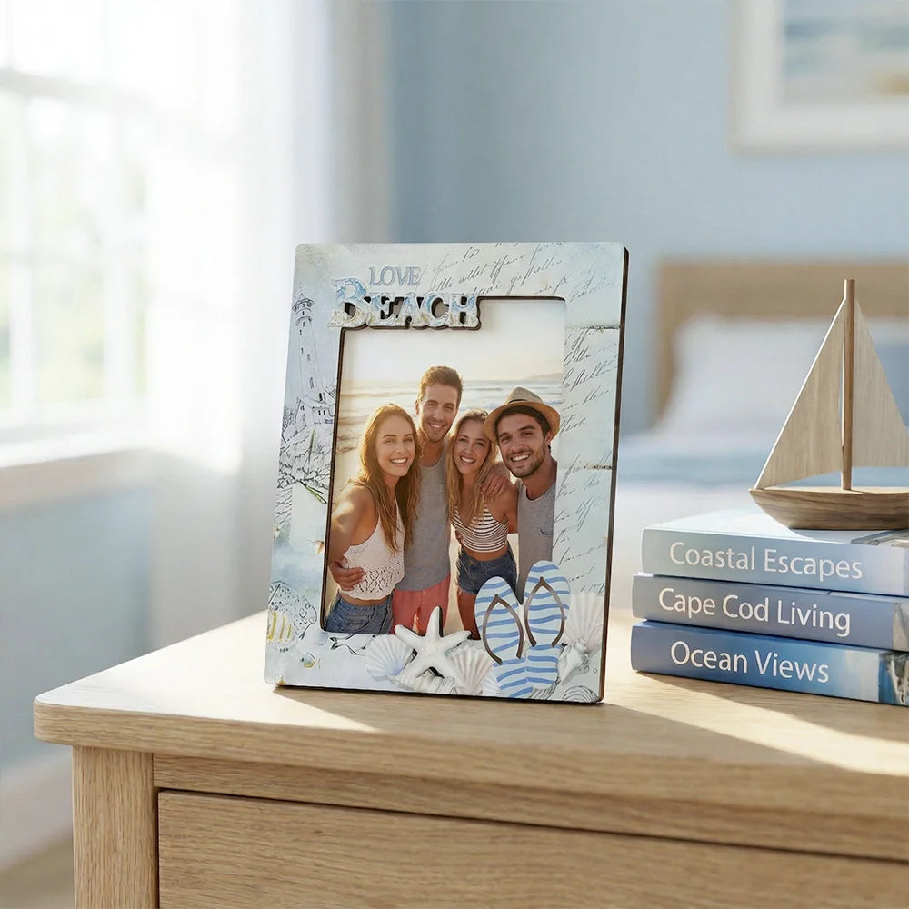 cadre photo thème plage coquillages hippocampes lettrage Love Beach clips noirs bleu clair beige
